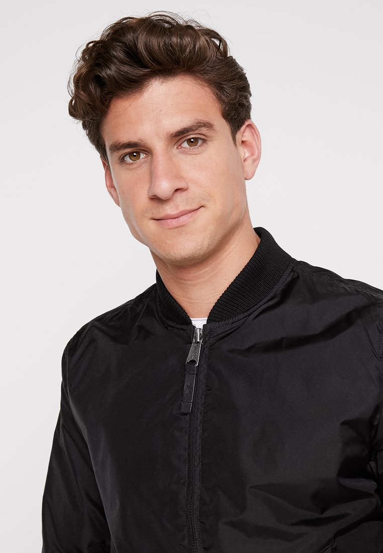 Herren Leichte Jacken | Alpha Industries Bomberjacke black/schwarz - WL08414 Herren Leichte Jacken | Alpha Industries Bomberjacke black/schwarz - WL08414