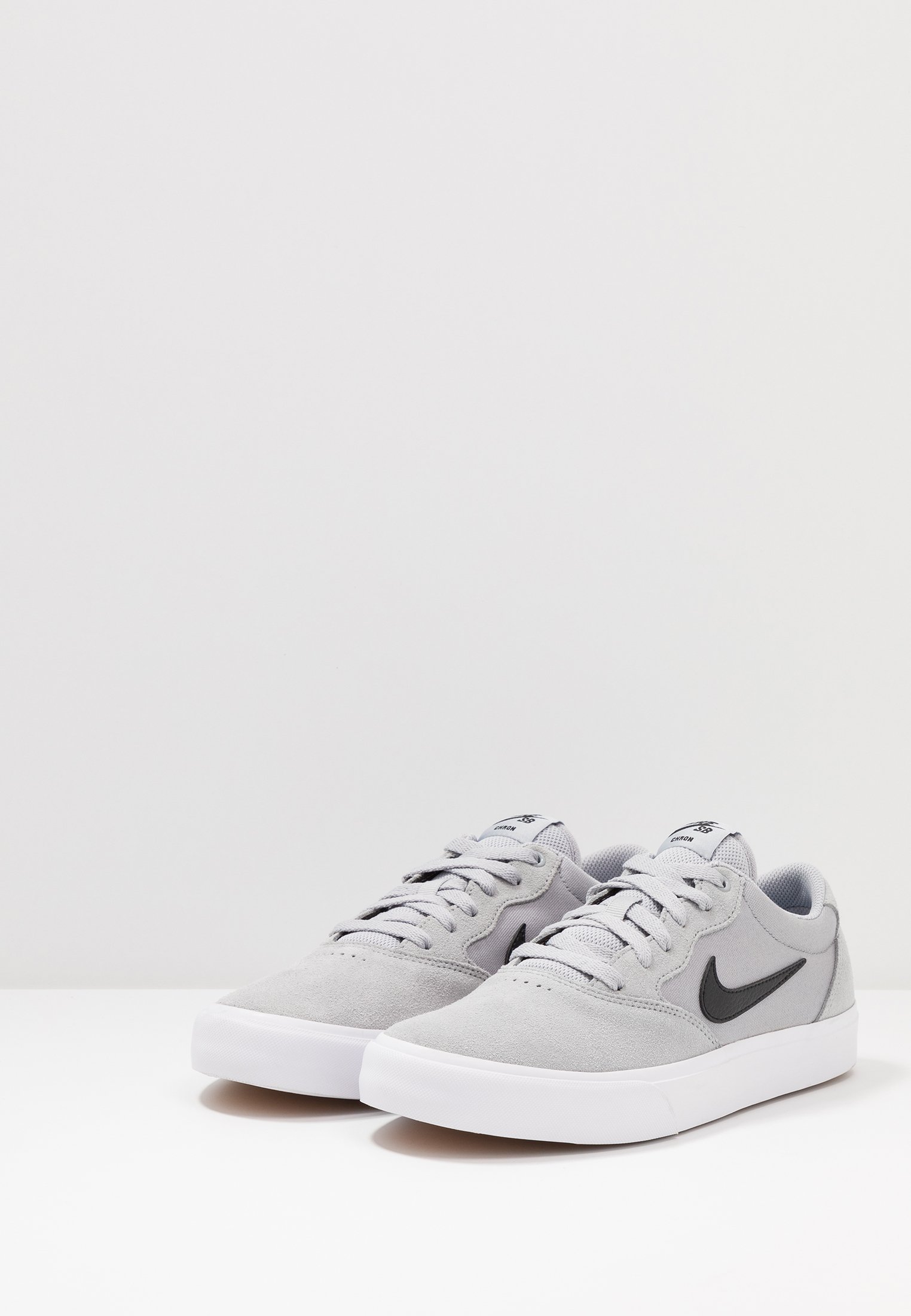 nike sb grise