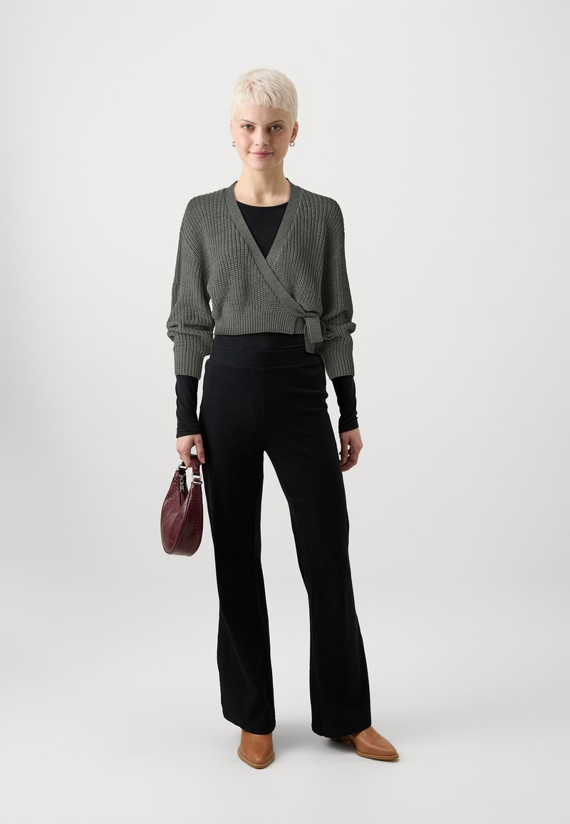 Cardigan ONLY ONLBREDA - Maglione Lavorato A Maglia, Design Danese