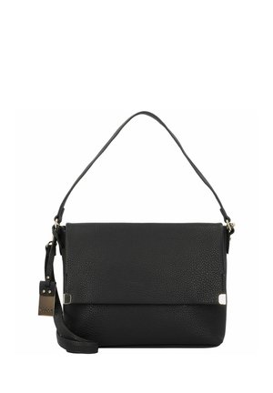 Zwarte leren schoudertas met een gestructureerd oppervlak, klepafsluiting en verstelbare schouderriem. Voorzien van metallic accenten en een merklabel.