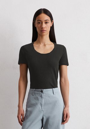 DEEP ROUND NECK TWISTED - Basic T-shirt - black