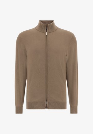 Hnědý dlouhý zipový svetr s žebrovaným límcem, manžetami a lemem, vystavený na bílém pozadí.