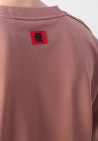 HUGO DUSTRIP - Sweatshirt - light pastel pink
