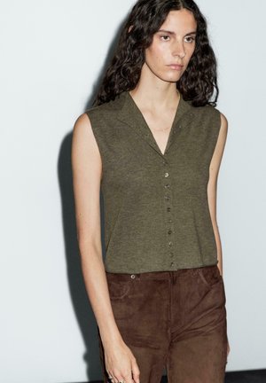 CROPPED MOCK TURTLENECK - Cardigan - green