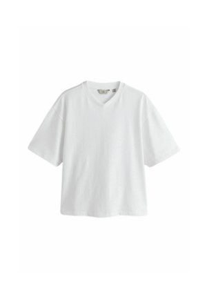 Next, REGULAR FIT - EDIT V-NECK BOXY FIT T-SHIRT - Basic T-shirt - white