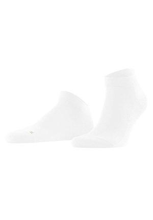 Chaussettes blanches de cheville en tissu doux, avec un revers côtelé, un design sans couture au niveau des orteils et un petit logo en couleur claire.