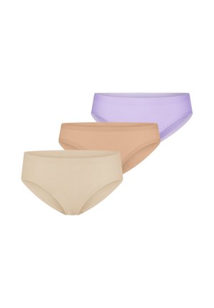 Tre slip da donna nei colori beige, marrone chiaro e lavanda, impilati diagonalmente su uno sfondo bianco.
