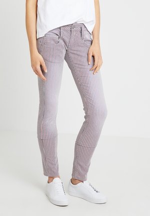 Pantalones - white