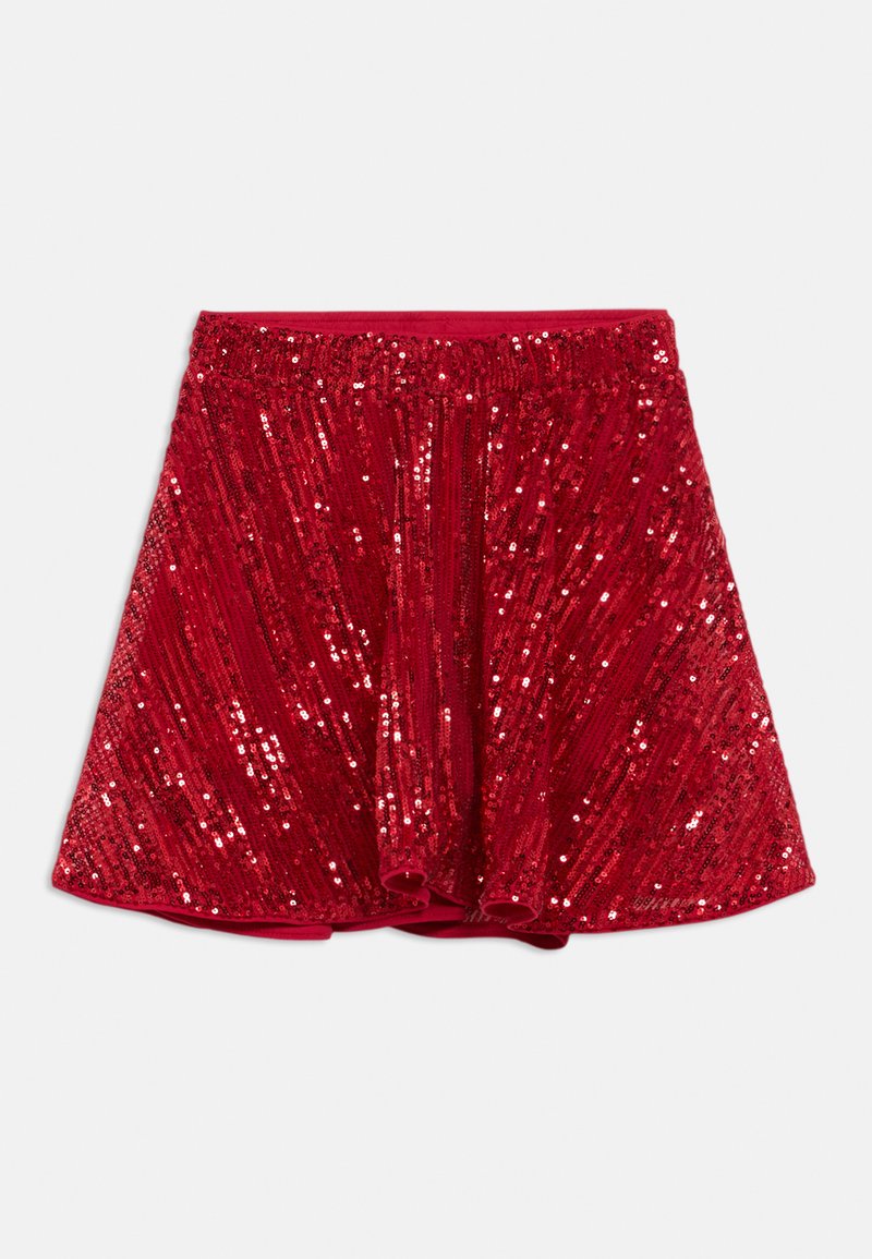 Rød paletkjole med en samlet elastisk talje og en flared kant. Paletterne skaber et struktureret, glitrende udseende.