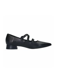 Schwarze Leder-Schuhe mit niedrigem Absatz und spitzem Fuß. Besitzt zwei dünne Riemen über dem Rist und einen strukturierten Rücken. Insgesamt glatte Oberfläche.
