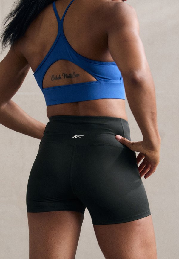 ID TRAIN BOOTY SHORT - Leggings