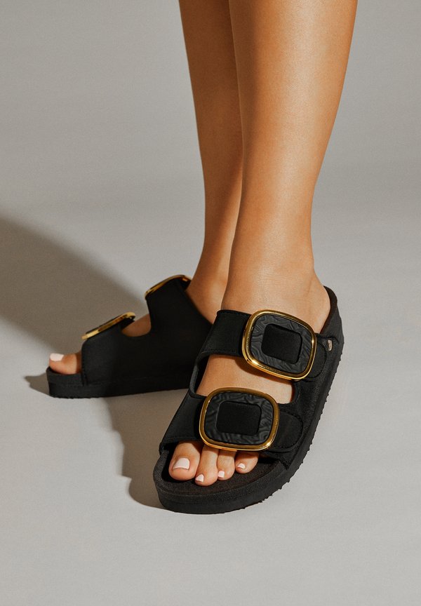 CON ADORNO JOYA - Mules