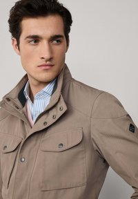 Hackett London VELOSPEED - Veste mi-saison - putty beige