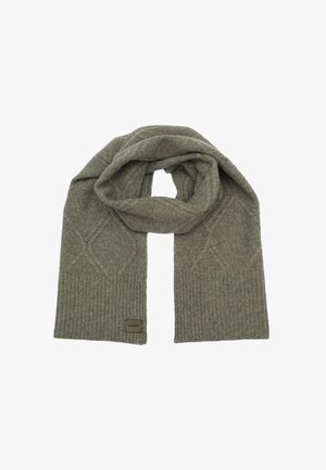 Écharpe en tricot gris doux avec des motifs discrets en forme de losange et des extrémités côtelées, pliée soigneusement avec une petite étiquette de marque rectangulaire à une extrémité.