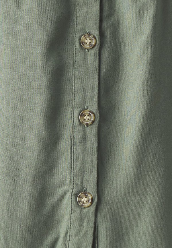 VMBUMPY - Button-down blouse - laurel wreath2