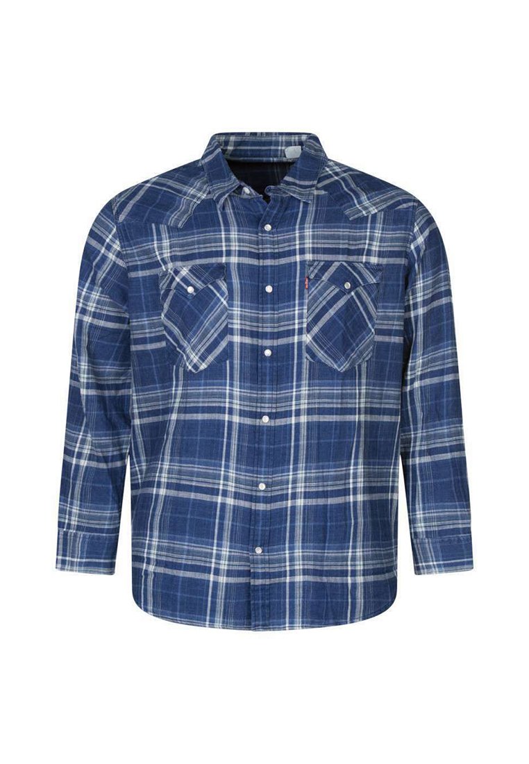 Chemise à carreaux bleu marine avec manches longues, fermeture à boutons sur le devant, deux poches poitrine et accents blancs dans un motif à carreaux. Texture de tissu douce.