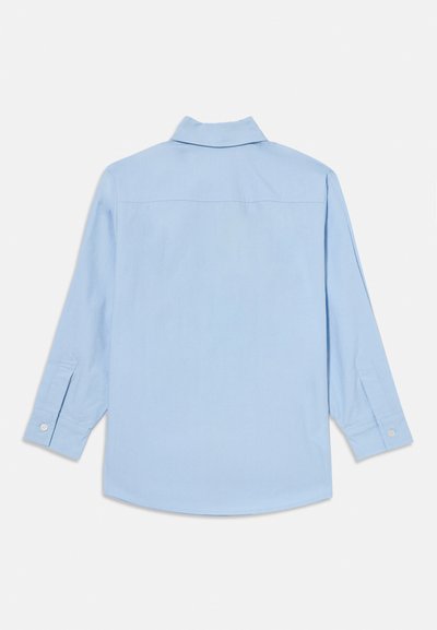 Himmelblaues Langarmhemd mit spitzem Kragen, geknöpften Manschetten und abgerundetem Saum. Aus glattem Stoff mit einfarbigem Muster.