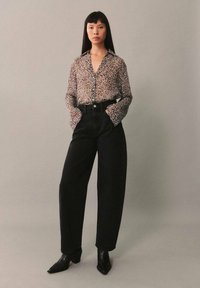 Mango Bluza z gumbi - brown