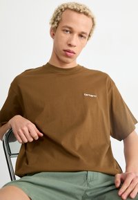 Carhartt WIP SCRIPT EMBROIDERY - T-shirts basic - lumber/white