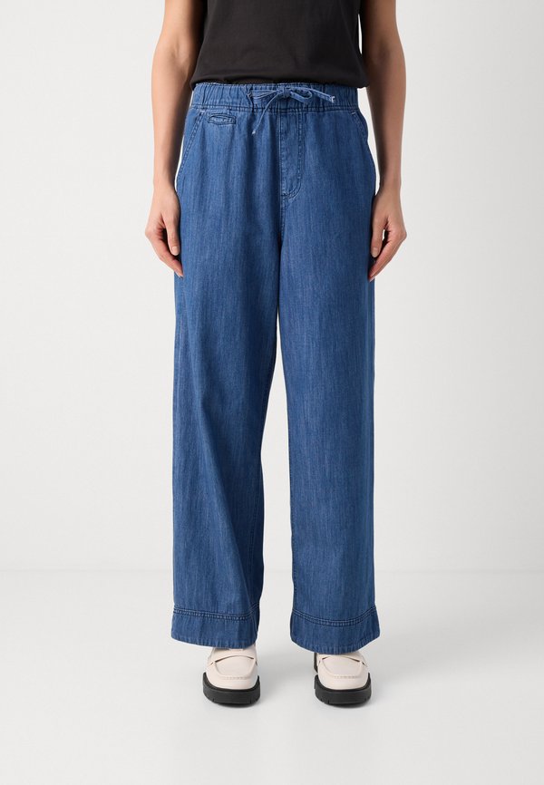 SPORTY WORKWEAR - Relaxed fit jeans - washed indigo2