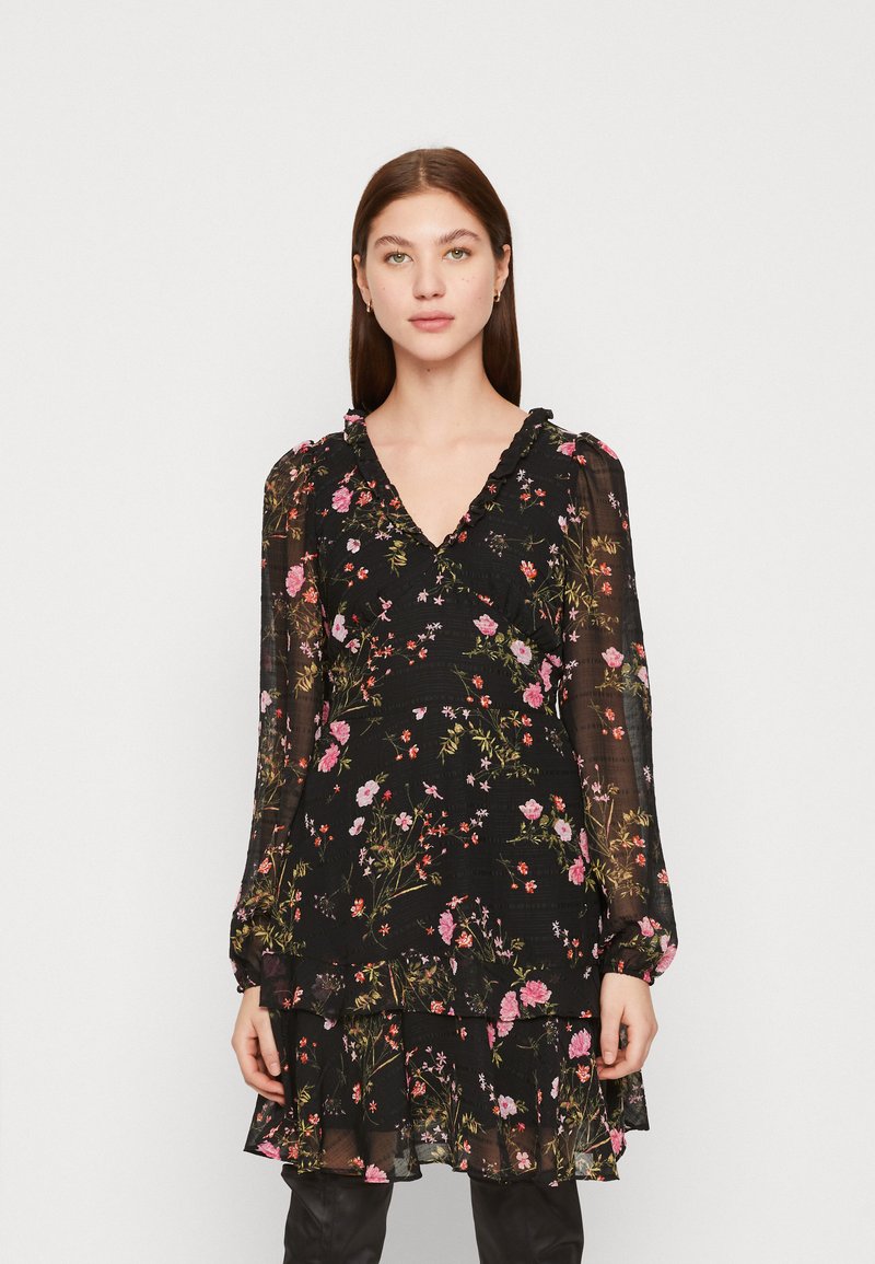 Vero Moda VMROSA V NECK SHORT DRESS - Φόρεμα ημέρας - black/pink yarrow