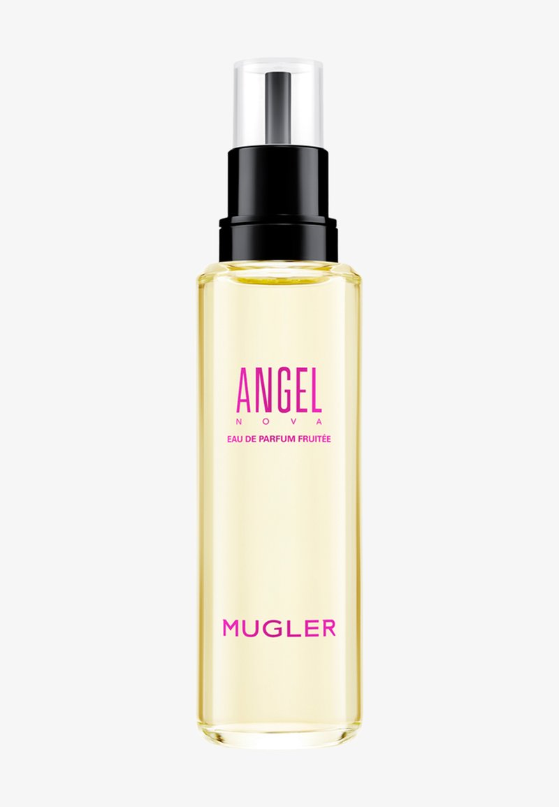 Przezroczysta szklana butelka z rozpylaczem z jasnożółtym płynem, oznakowana różowym napisem Angel Nova Eau de Parfum Fruitée od Mugler.