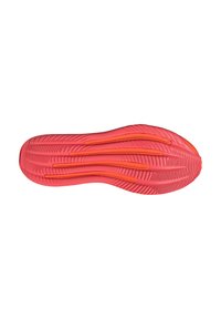 Semelle de chaussure en rose vif avec des rainures orange accentuées ; surface texturée avec des lignes et des crêtes pour l'adhérence ; conception légère et flexible.