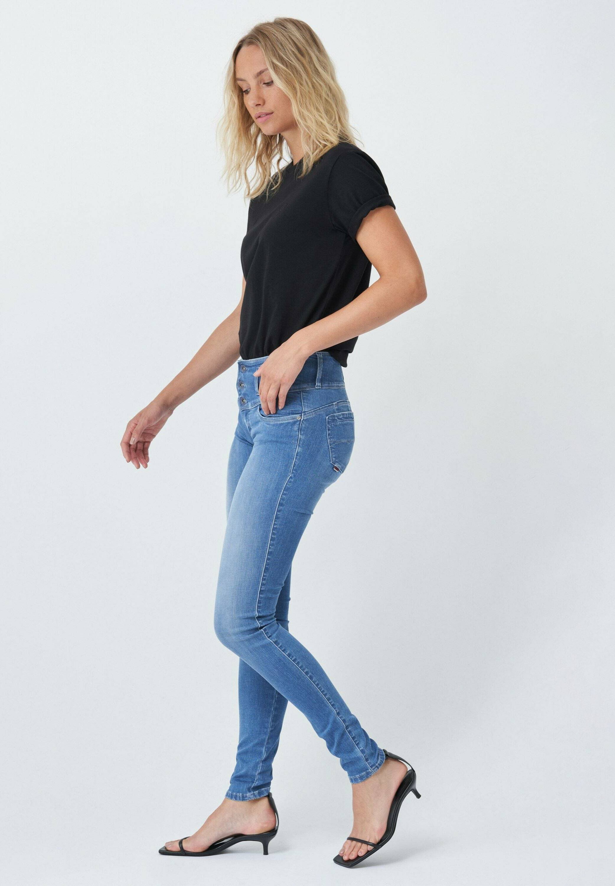 Vaqueros Mystery Push Up skinny en denim claro | Vaqueros Salsa Jeans