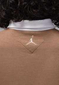 Jordan LIFE - Polo marškinėliai - archaeo brown pink oxford white