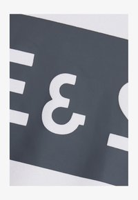 Non sélectionné, white