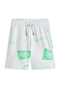 Lichtgrijze shorts van een katoenmix, met groene Tommy Hilfiger branding en tekstpatronen, elastische tailleband met koord.