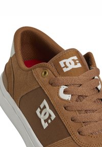 DC Shoes TEKNIC - Treenikenkä - rubber