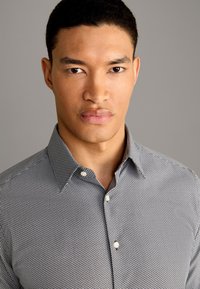 JOOP! PIERCE - Hemd - schwarz weiss