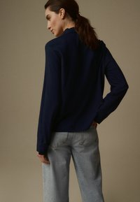 Laura Ashley COLLAR REVERE - Blusa - navy