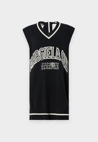 Unselected, black