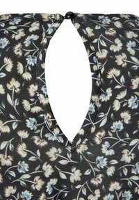 Blusenshirt mit floralem Muster in Schwarz, V-Ausschnitt und offener Rückseite mit Knopfverschluss. Der Stoff hat eine glatte Textur und zeigt blaue und beige Blumenmuster.