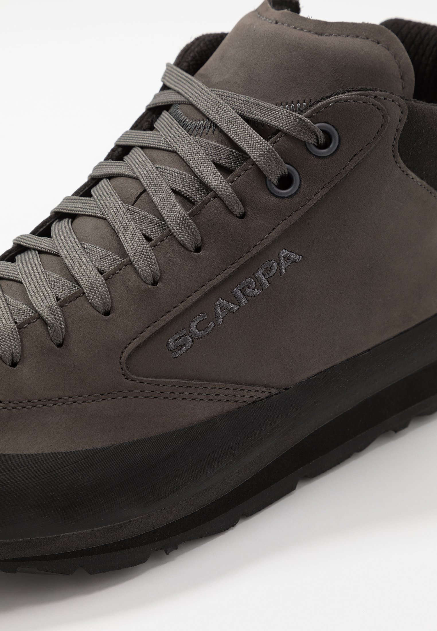 scarpa men's aspen gtx hiking shoes