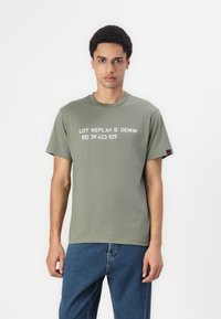 Replay Apdrukāts T-krekls - sage green
