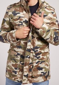 Guess Veste mi-saison - multi-coloured