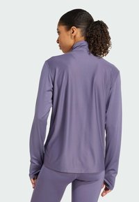 adidas Performance OWN THE RUN HALF-ZIP  - Suéter de forro polar - preloved violet