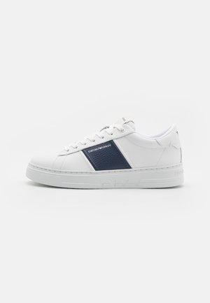 Baskets basses - white
