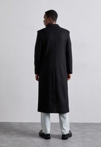 EYTYS GENESIS  - Klassisk kappa / rock - black