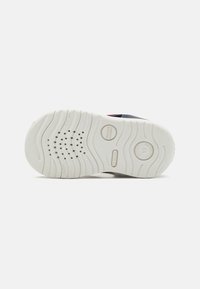Geox MACCHIA - Dětské boty - navy