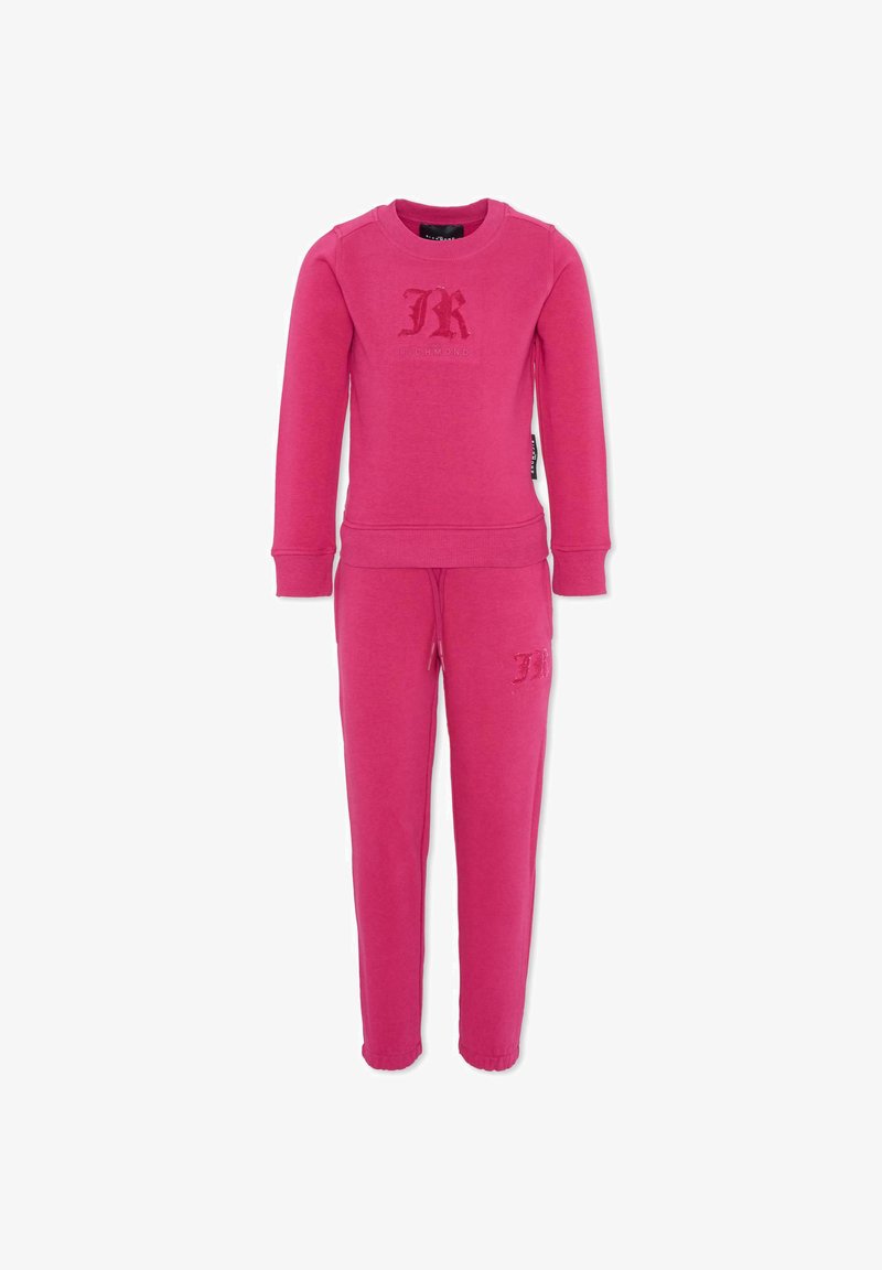 Różowy bawełniany zestaw z bluzą i spodniami dresowymi, wyposażony w prążkowane mankiety, okrągły dekolt oraz wytłaczane logo na piersi i nogawce.