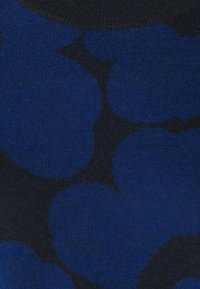 Marimekko KOOLAUS PIENI UNIKKO - Strikkegenser - blue/dark blue