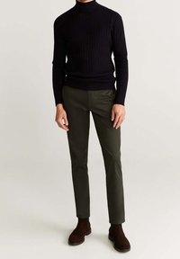 Mango Pullover - black