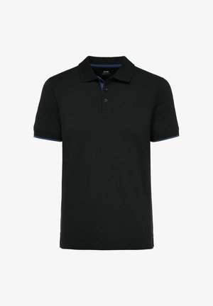 Czarna koszulka polo wykonana z oddychającego materiału, z kołnierzykiem na dwa guziki, kontrastującymi niebieskimi akcentami na kołnierzyku i rękawach oraz małym logo.