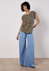 Apricot Blus - khaki
