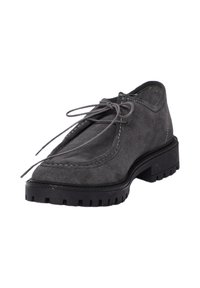 Scarpa in suede grigio con punta rotonda, dettagli cuciti e suola in gomma nera con motivo di presa testurizzata. Design con lacci.