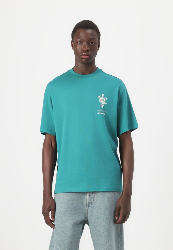 SLHLOOSEALP O NECK TEE - Print T-shirt - bayou2
